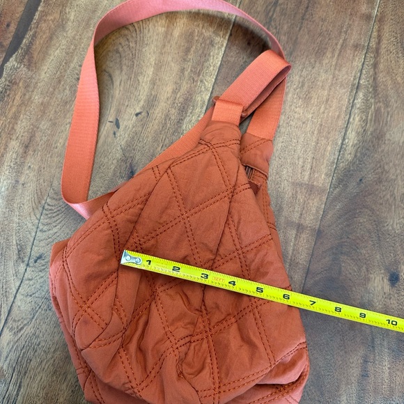 ☀️ Quilted Crossbody Puffer Bag Bundle - Picture 12 of 16